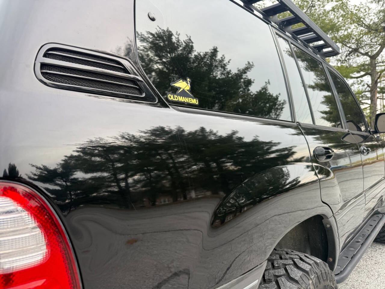 Used 2002 Lexus LX 470 4WD image 32