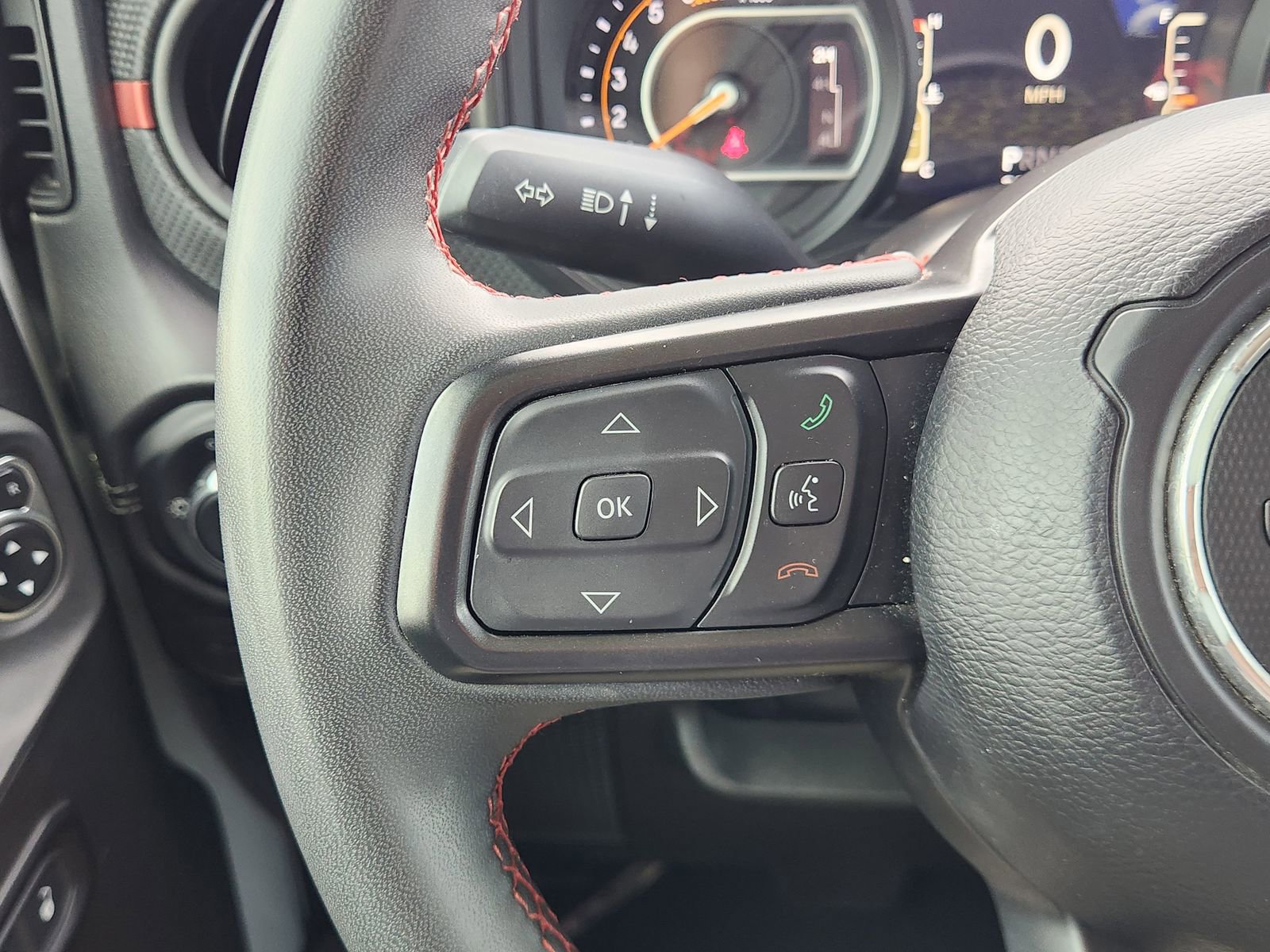 Used 2024 Jeep Wrangler Unlimited Rubicon AWD/4WD image 33