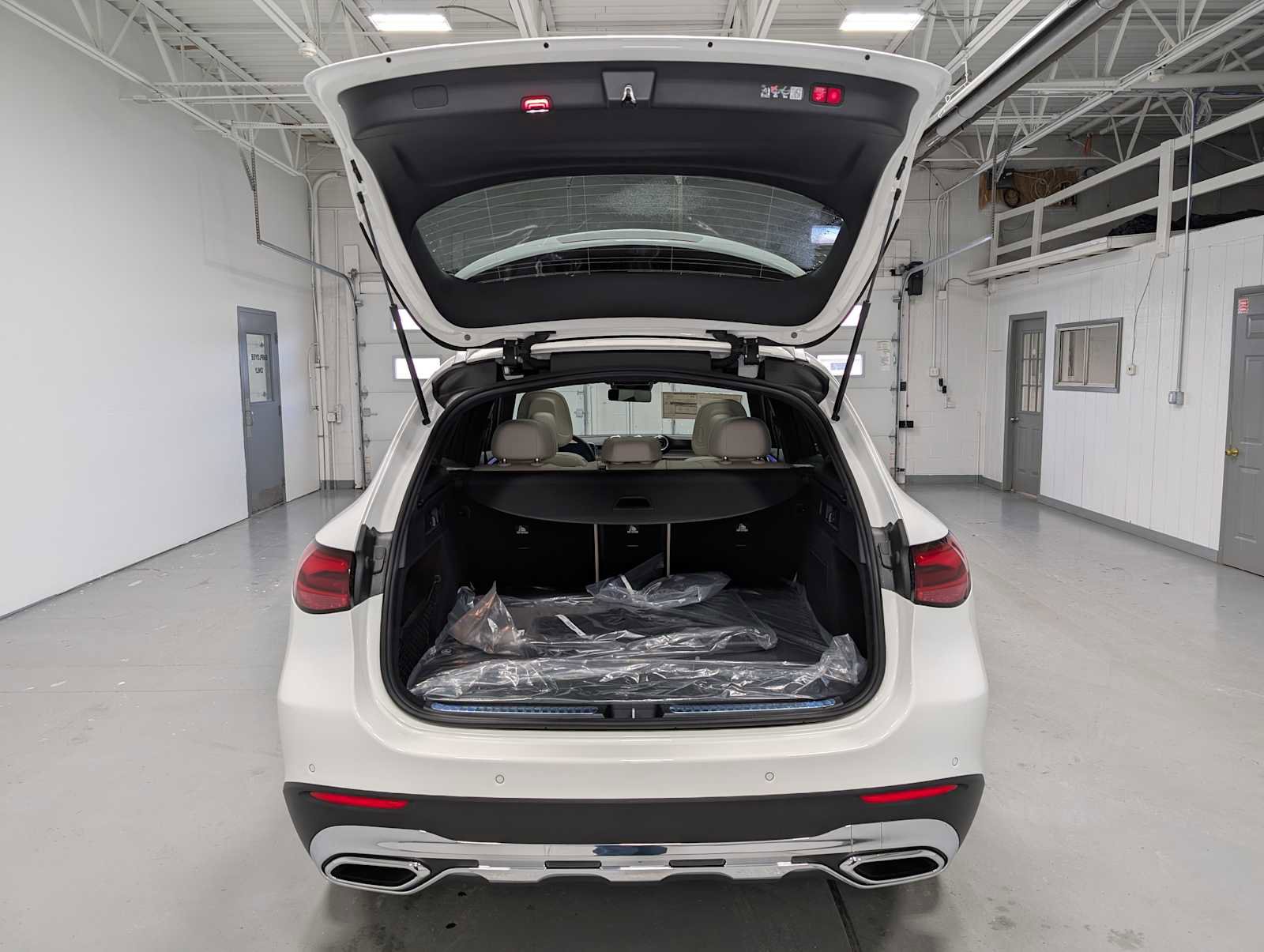 New 2026 Mercedes-Benz GLC 300 4MATIC image 8