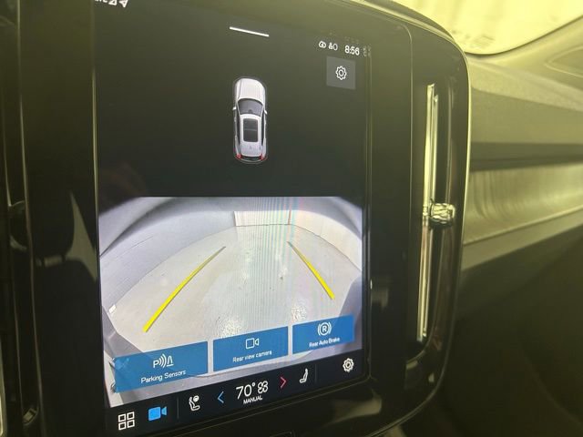 Used 2025 Volvo XC40 B5 Core AWD/4WD image 15