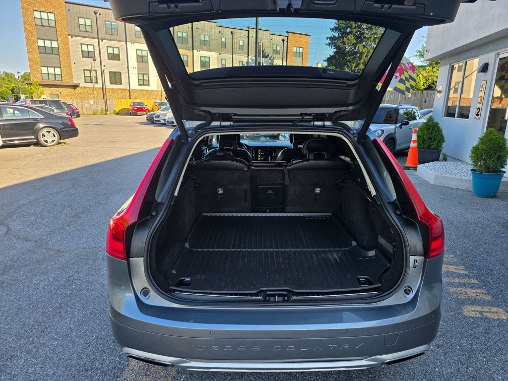 Used 2018 Volvo V90 T6 Cross Country w/ Convenience Package AWD/4WD image 21
