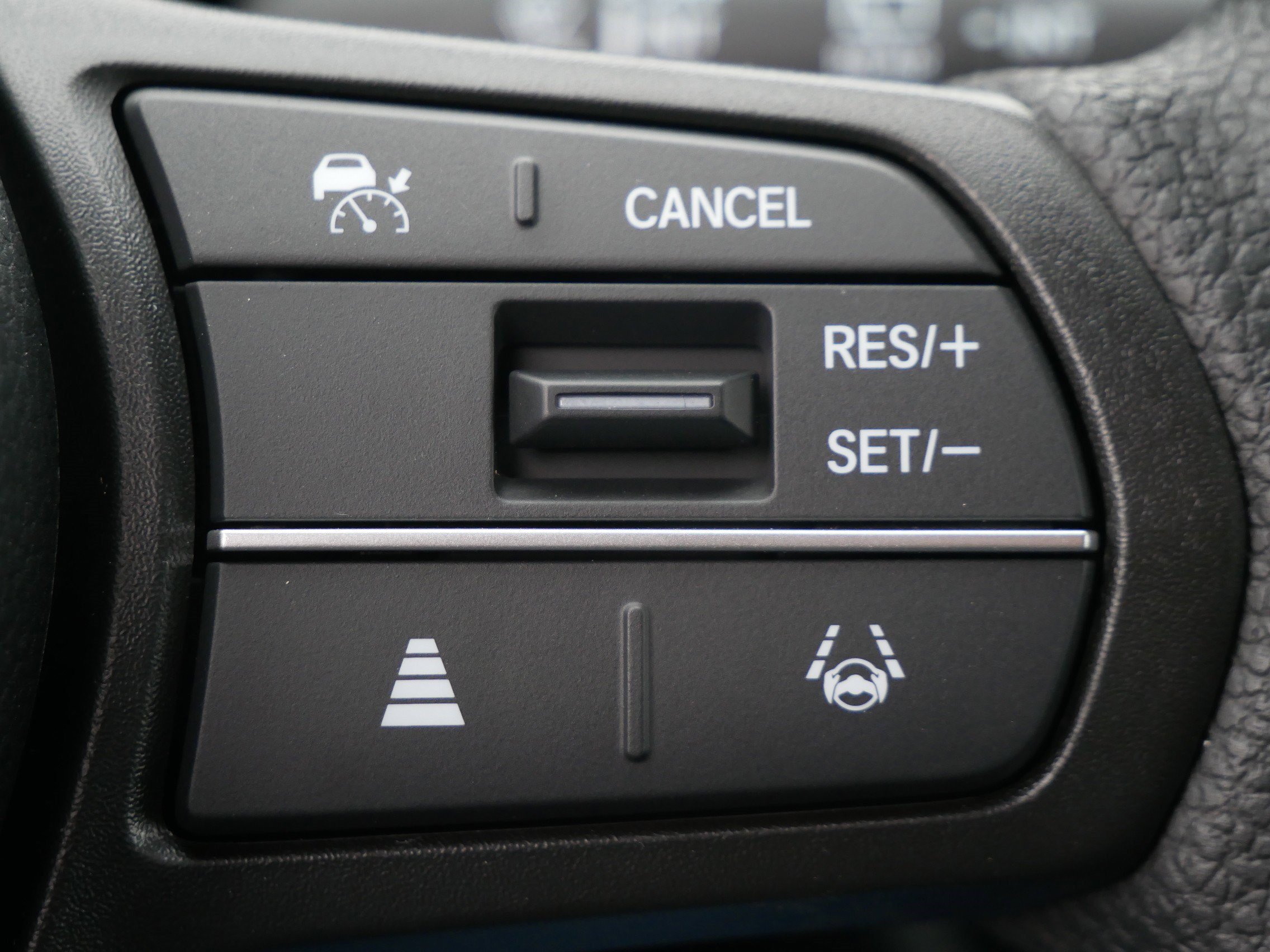 New 2027 Honda HR-V LX image 17