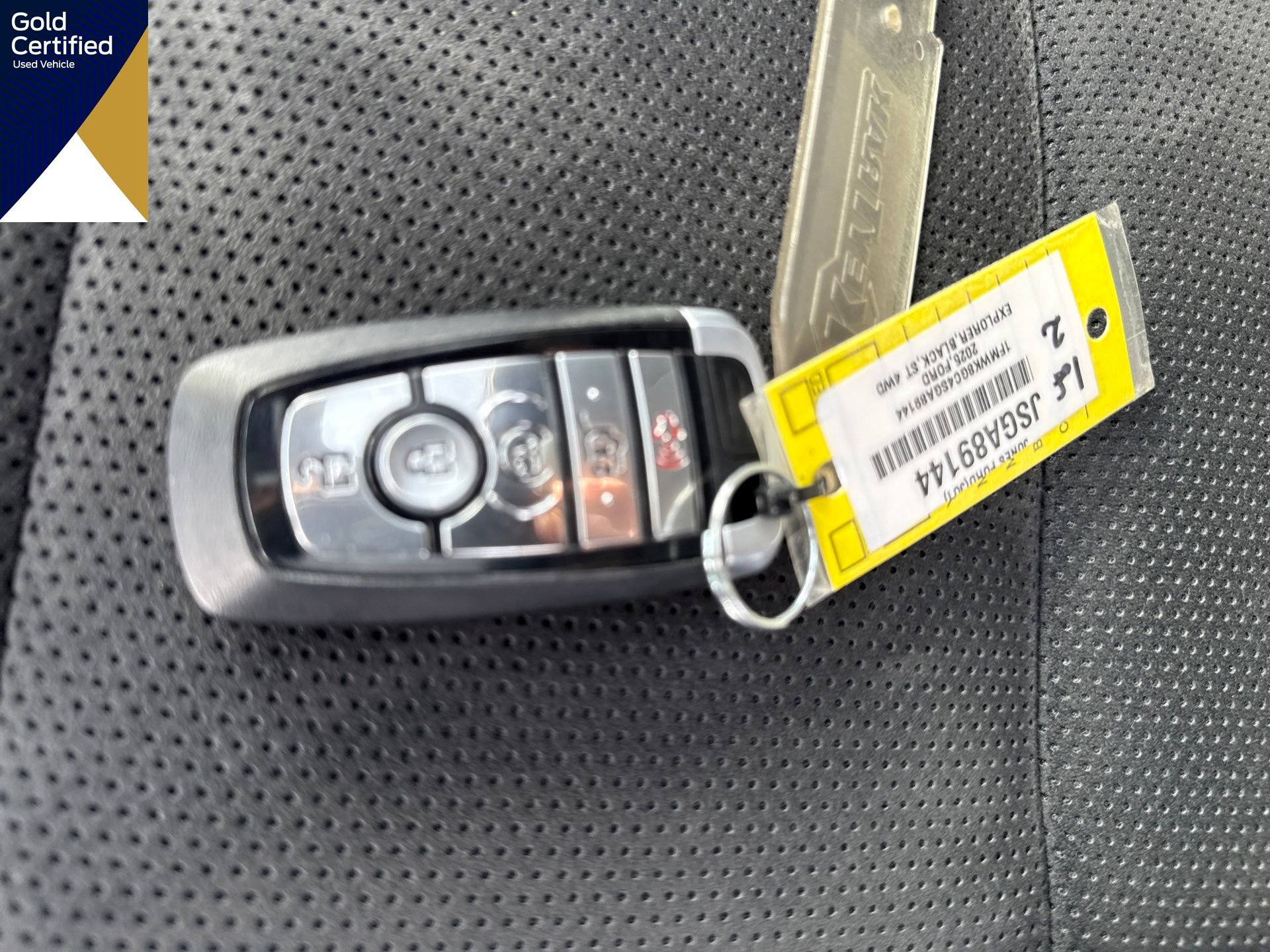 Certified 2025 Ford Explorer ST image 34