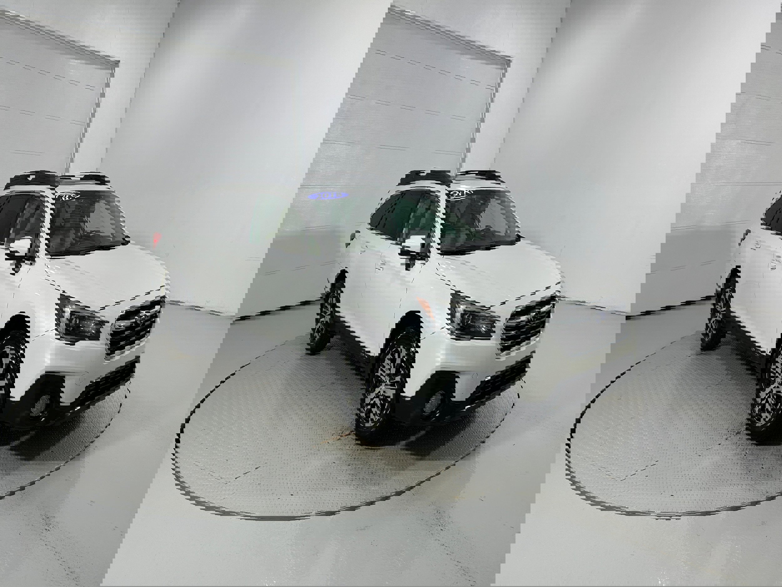 Used 2018 Subaru Outback 2.5i Limited image 2