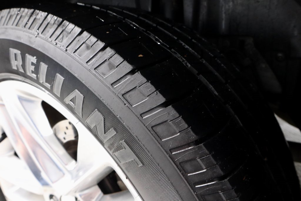 Used 2016 Ford Explorer Limited image 21