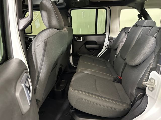 Used 2024 Jeep Wrangler Unlimited image 25
