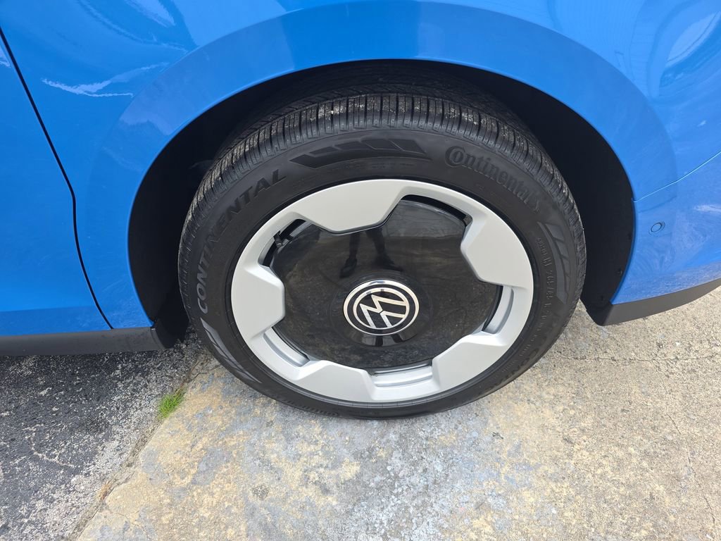 New 2025 Volkswagen ID. Buzz Pro S Plus image 17