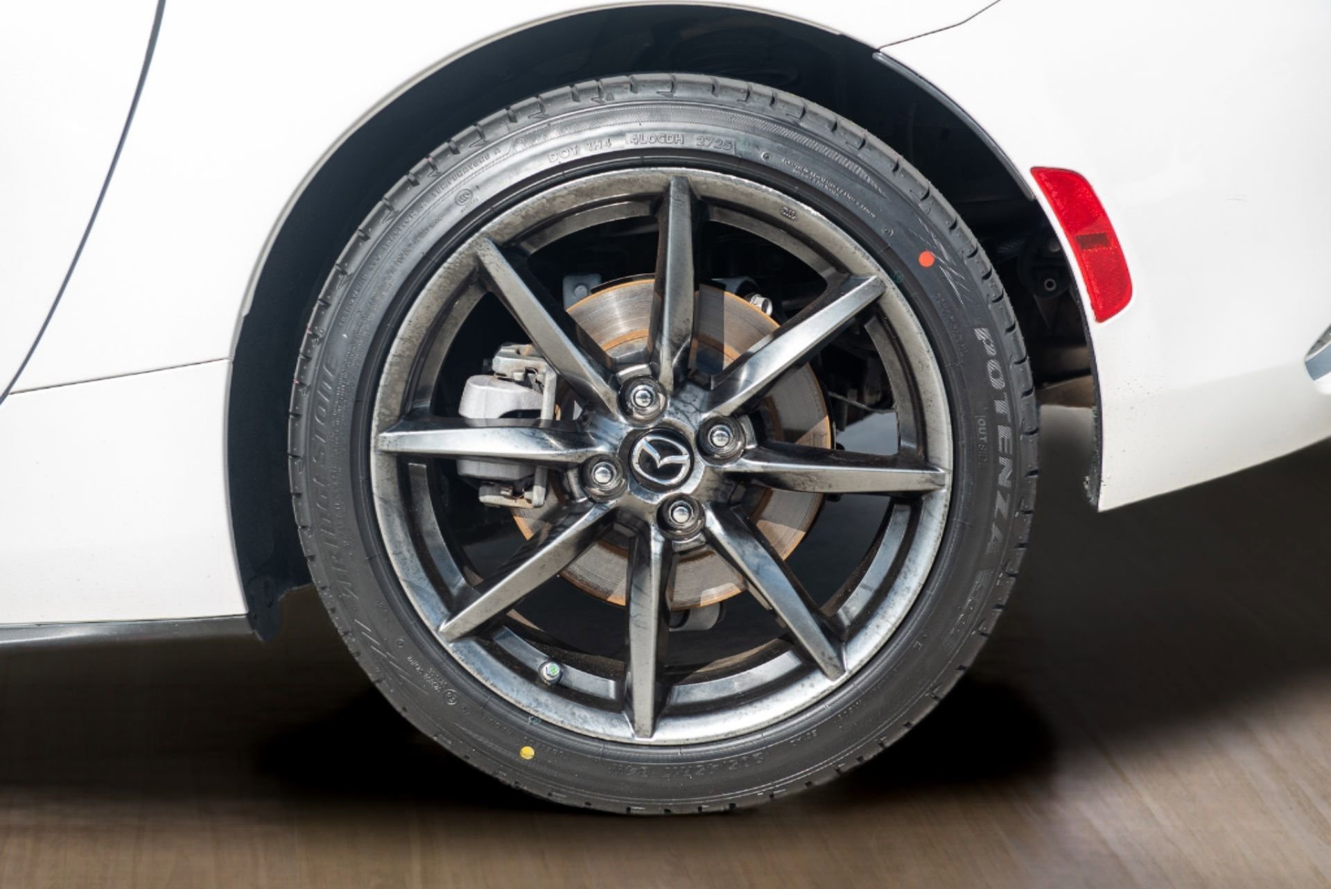 Used 2018 MAZDA MX-5 Miata RF Grand Touring image 26