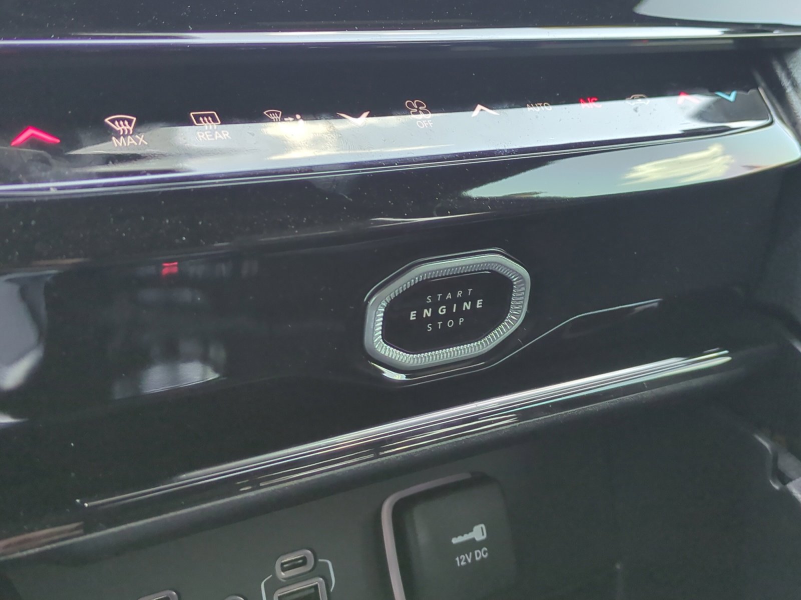 New 2026 Jeep Grand Cherokee L Limited AWD/4WD image 30