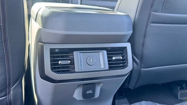 New 2026 Ford F250 XLT w/ XLT Premium Package AWD/4WD image 37