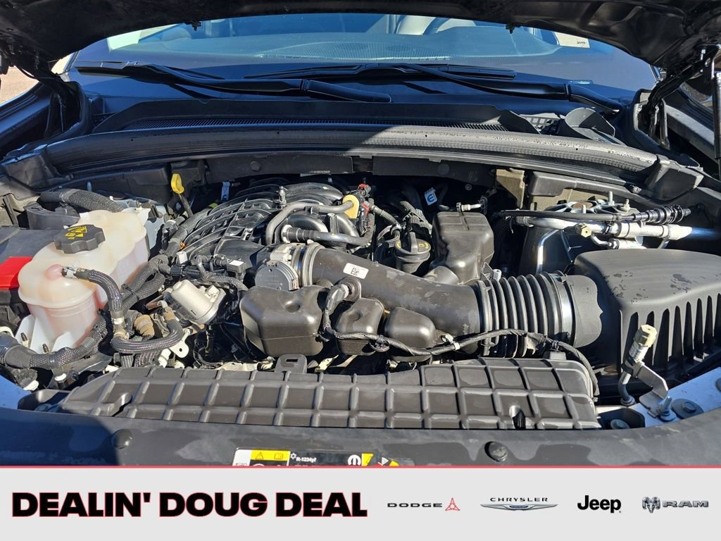 Used 2023 Jeep Grand Cherokee Limited image 24