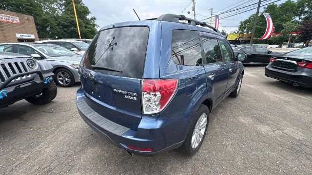 Used 2013 Subaru Forester 2.5X Premium w/ Plus Pkg AWD/4WD image 5