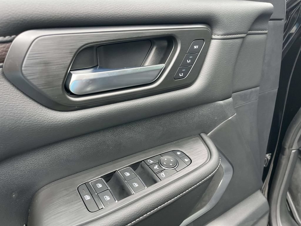 New 2026 Nissan Armada Platinum AWD/4WD image 16