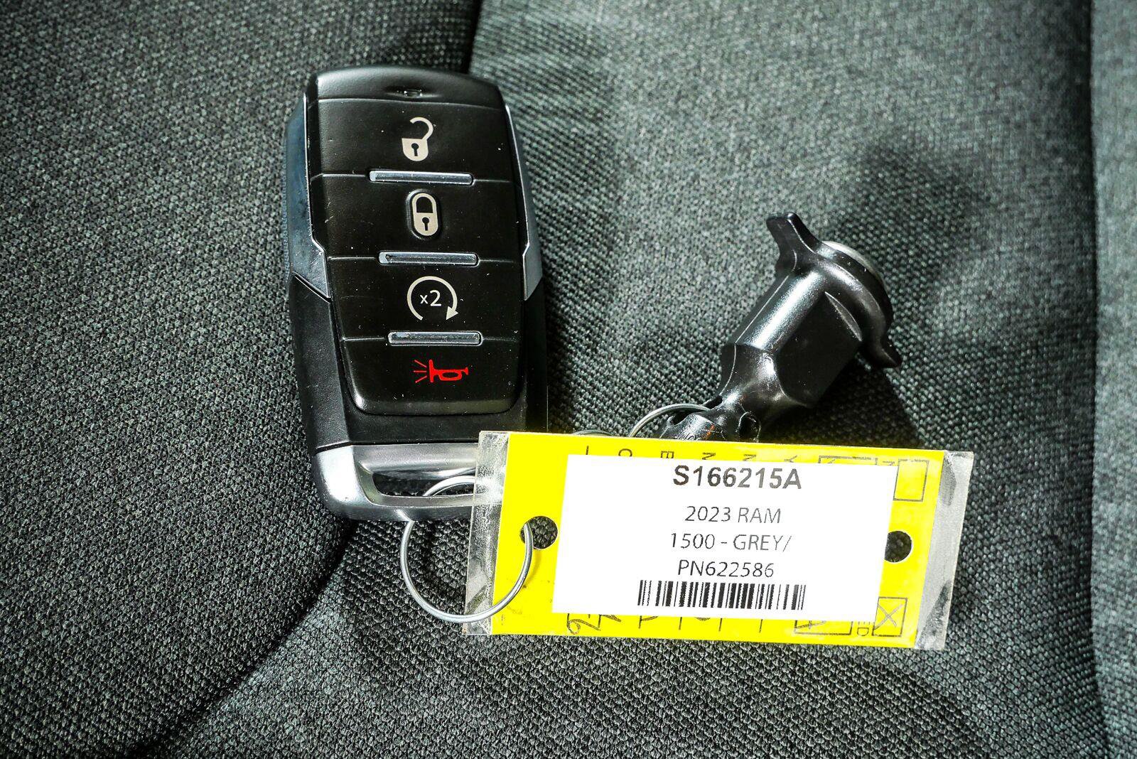 Used 2023 RAM 1500 Big Horn AWD/4WD image 37