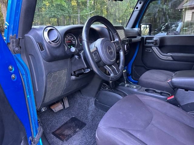 Used 2015 Jeep Wrangler Unlimited Sport w/ Quick Order Package 24S AWD/4WD image 7