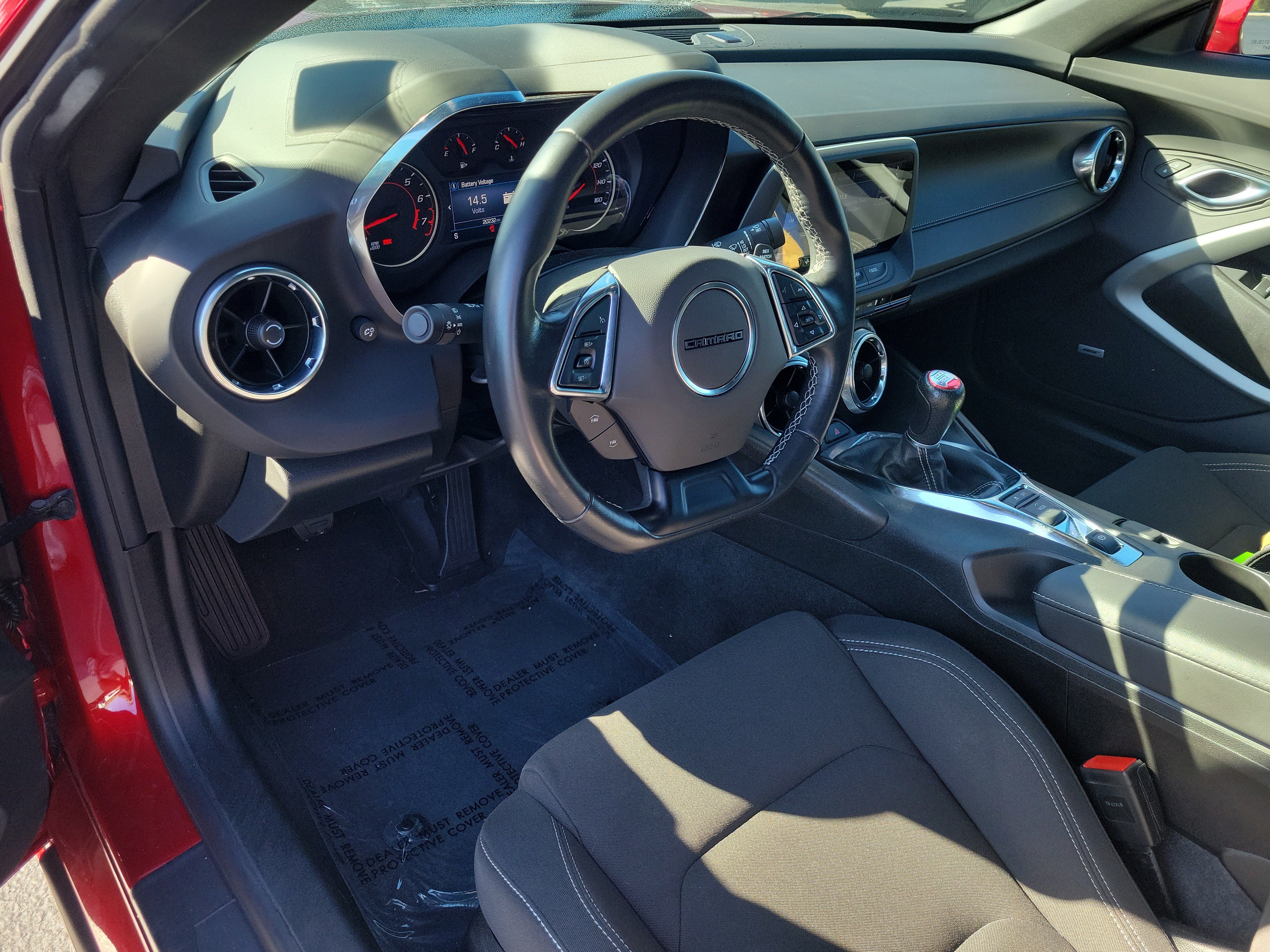 Used 2023 Chevrolet Camaro LT w/ Technology Package RWD image 15