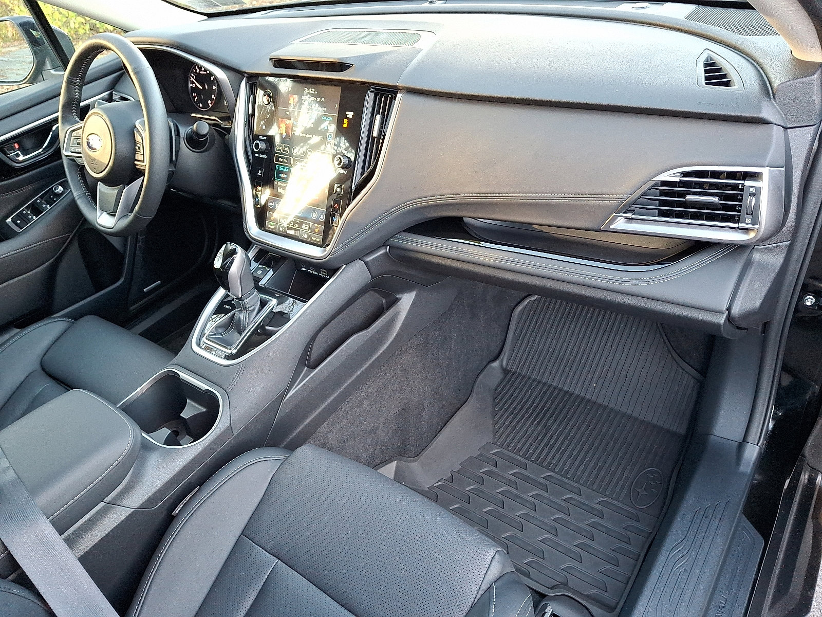 Certified 2025 Subaru Outback Limited image 46