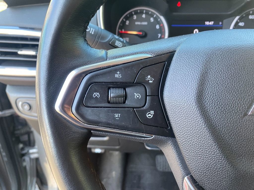 Used 2023 Chevrolet TrailBlazer LT w/ Sun and Liftgate Package image 16