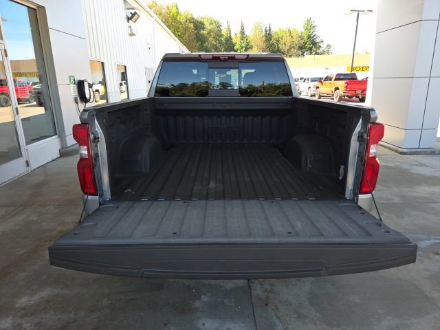Used 2024 Chevrolet Silverado 1500 High Country AWD/4WD image 23