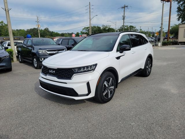 Used 2022 Kia Sorento S w/ Panoramic Sunroof Package FWD image 4