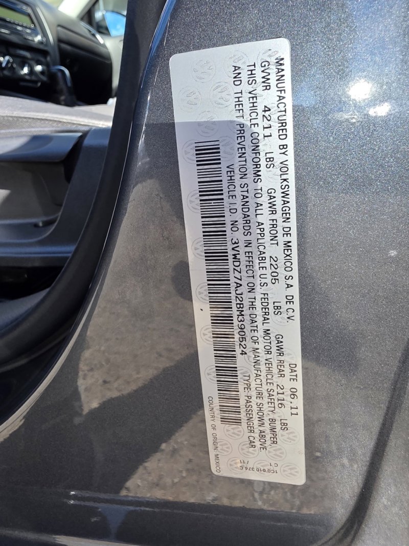 Used 2011 Volkswagen Jetta SE image 22