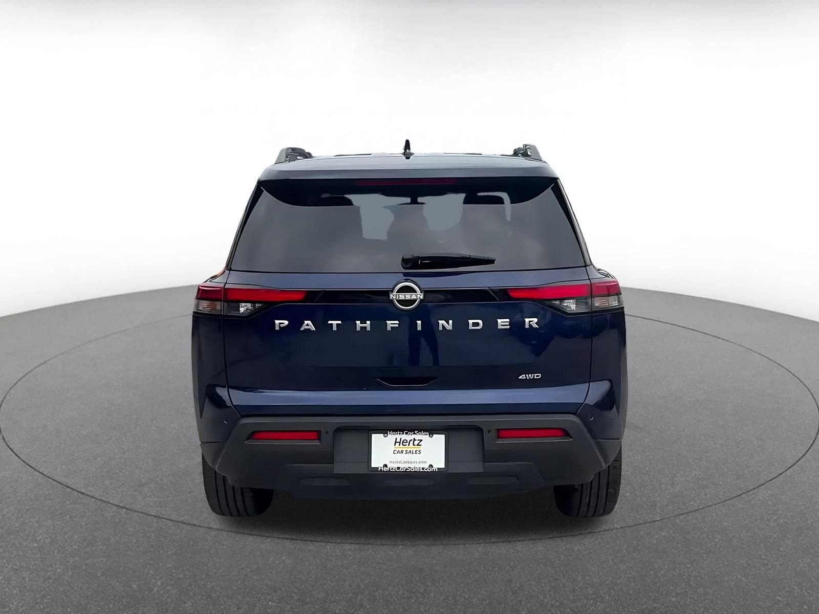 Used 2025 Nissan Pathfinder SV AWD/4WD image 10