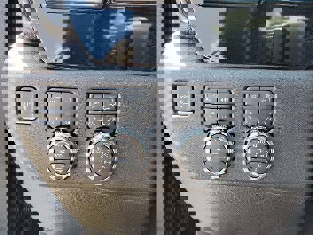 New 2026 GMC Sierra 1500 SLT w/ SLT Premium Plus Package image 24