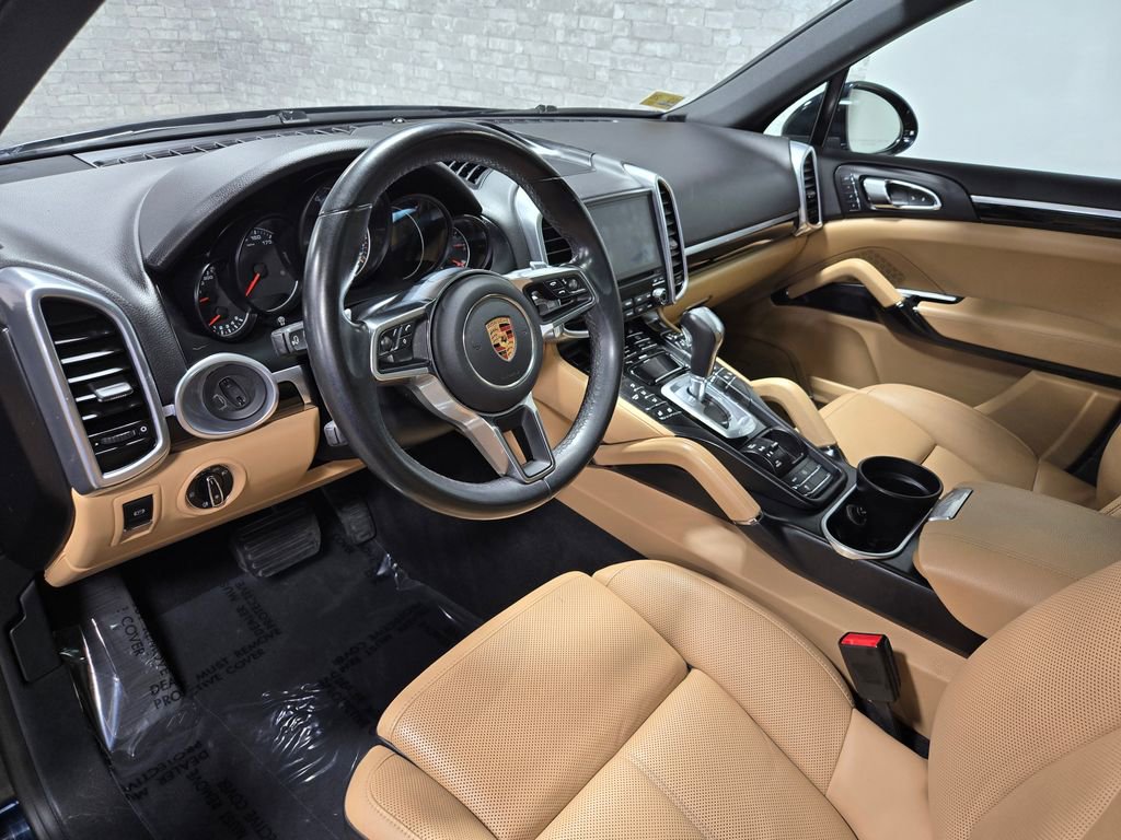 Used 2018 Porsche Cayenne image 12