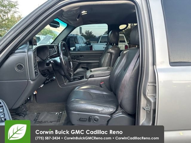 Used 2005 Chevrolet Silverado 2500 LT w/ Heavy-Duty Power Package AWD/4WD image 12