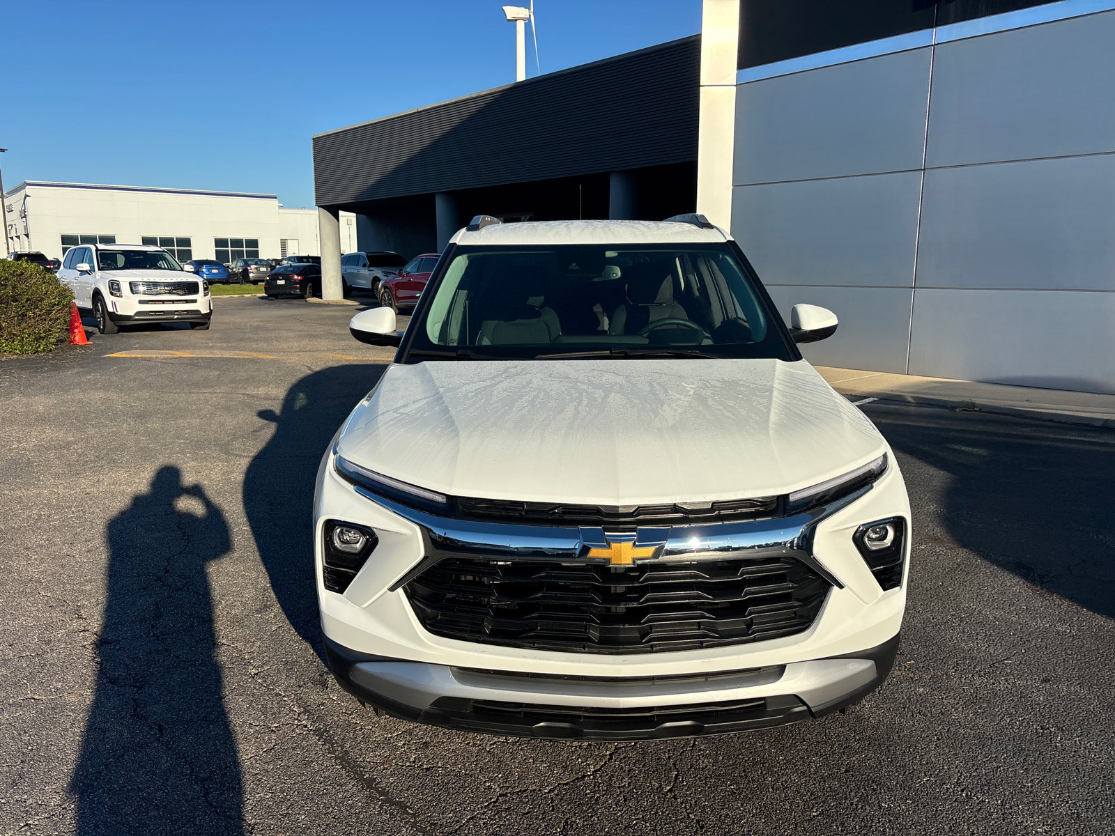 Used 2026 Chevrolet TrailBlazer LT w/ Convenience Package FWD image 2