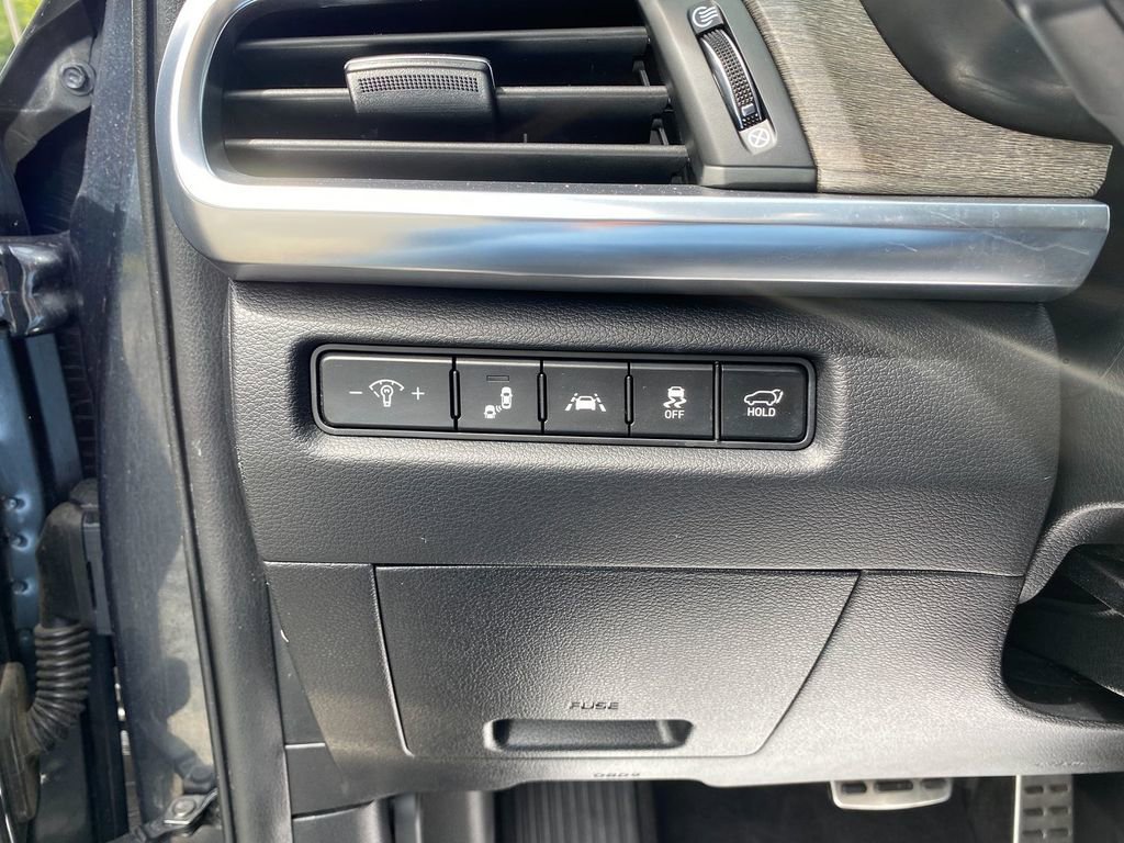 Used 2022 Kia Telluride SX w/ SX Prestige Package image 14