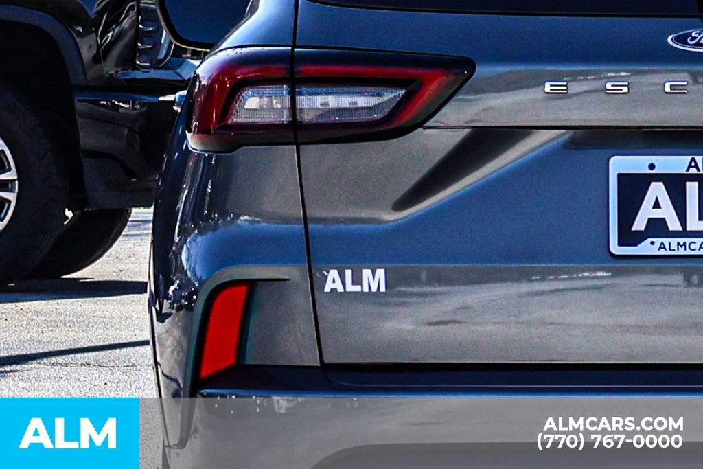 Used 2024 Ford Escape ST-Line AWD/4WD image 13