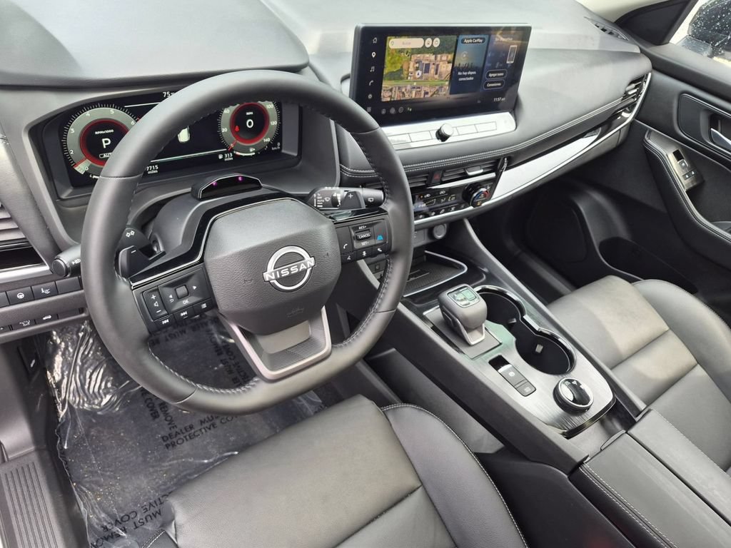 Used 2025 Nissan Rogue SL w/ Tech Package AWD/4WD image 12