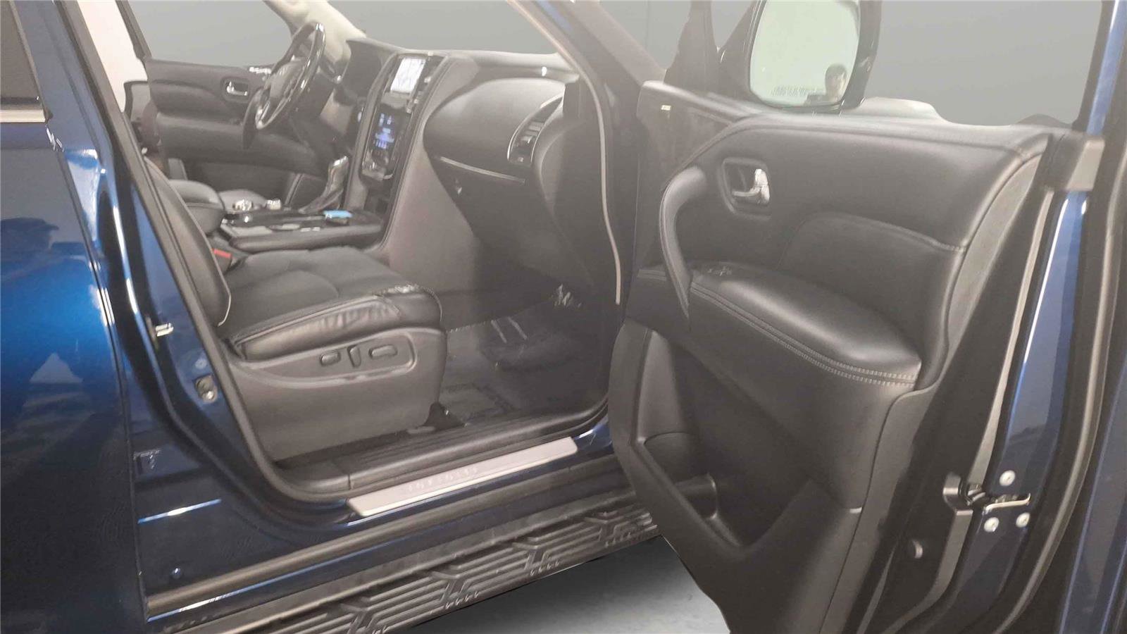 Used 2020 INFINITI QX80 Luxe w/ Proassist Package image 12