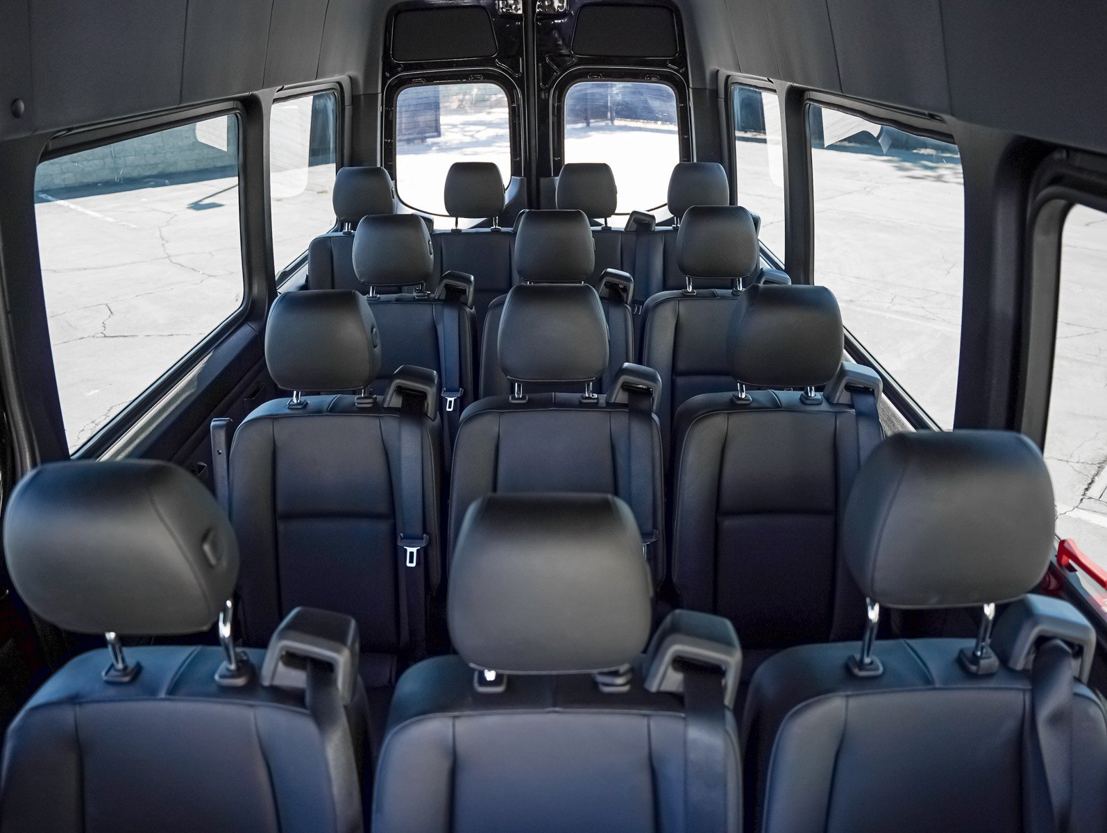 Used 2024 Mercedes-Benz Sprinter 2500 image 14
