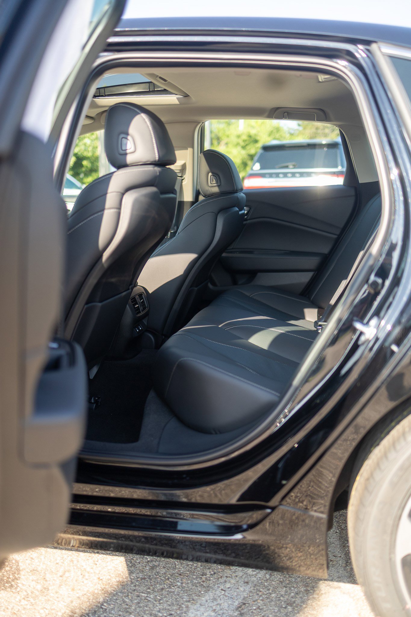 New 2025 Acura TLX w/ Technology Package image 36