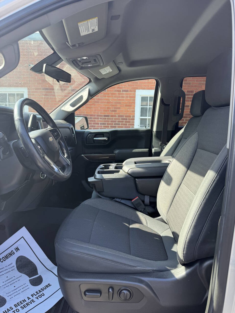 Used 2019 Chevrolet Silverado 1500 LT w/ All-Star Edition AWD/4WD image 9