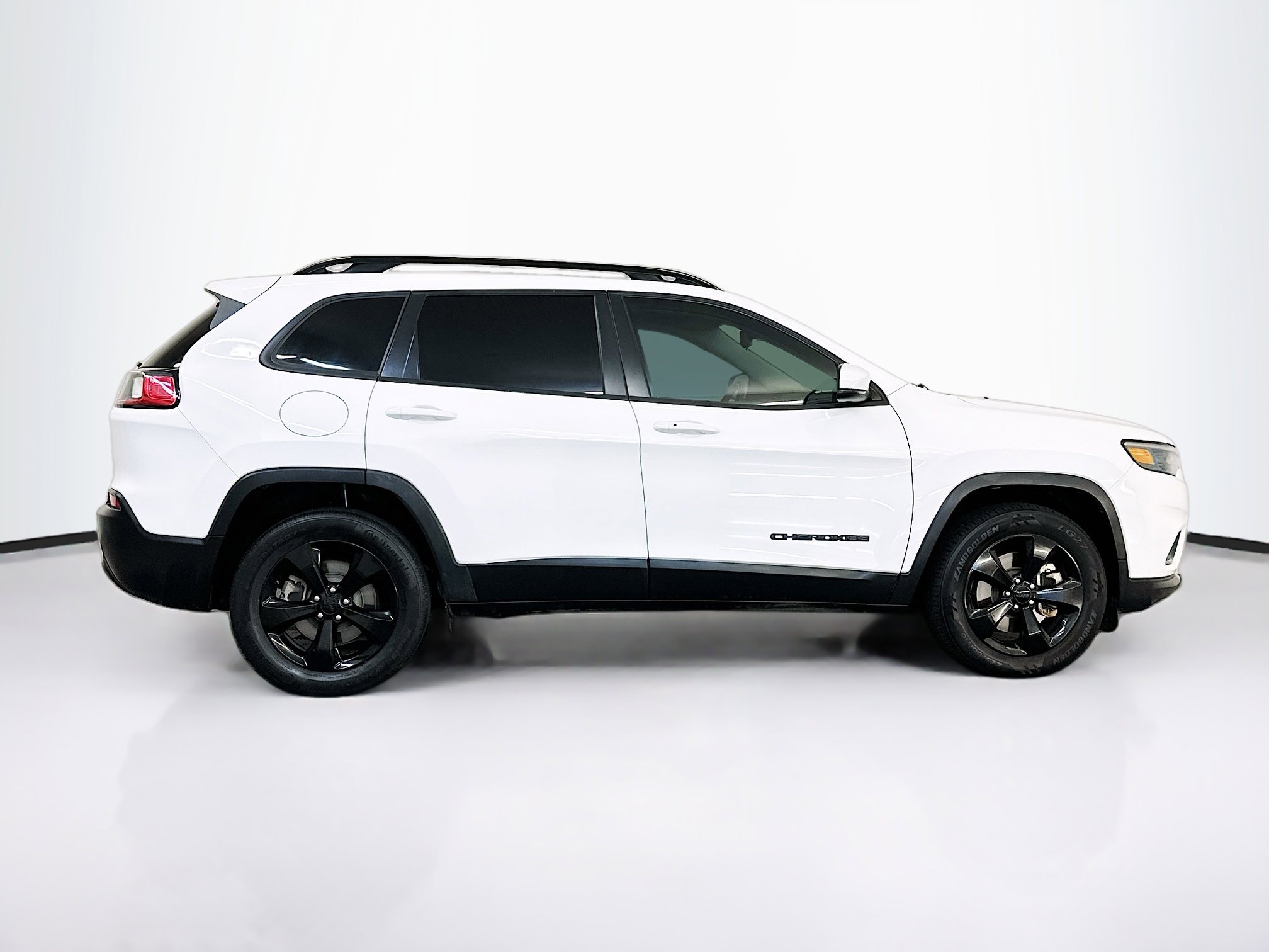 Used 2021 Jeep Cherokee Latitude Plus image 10
