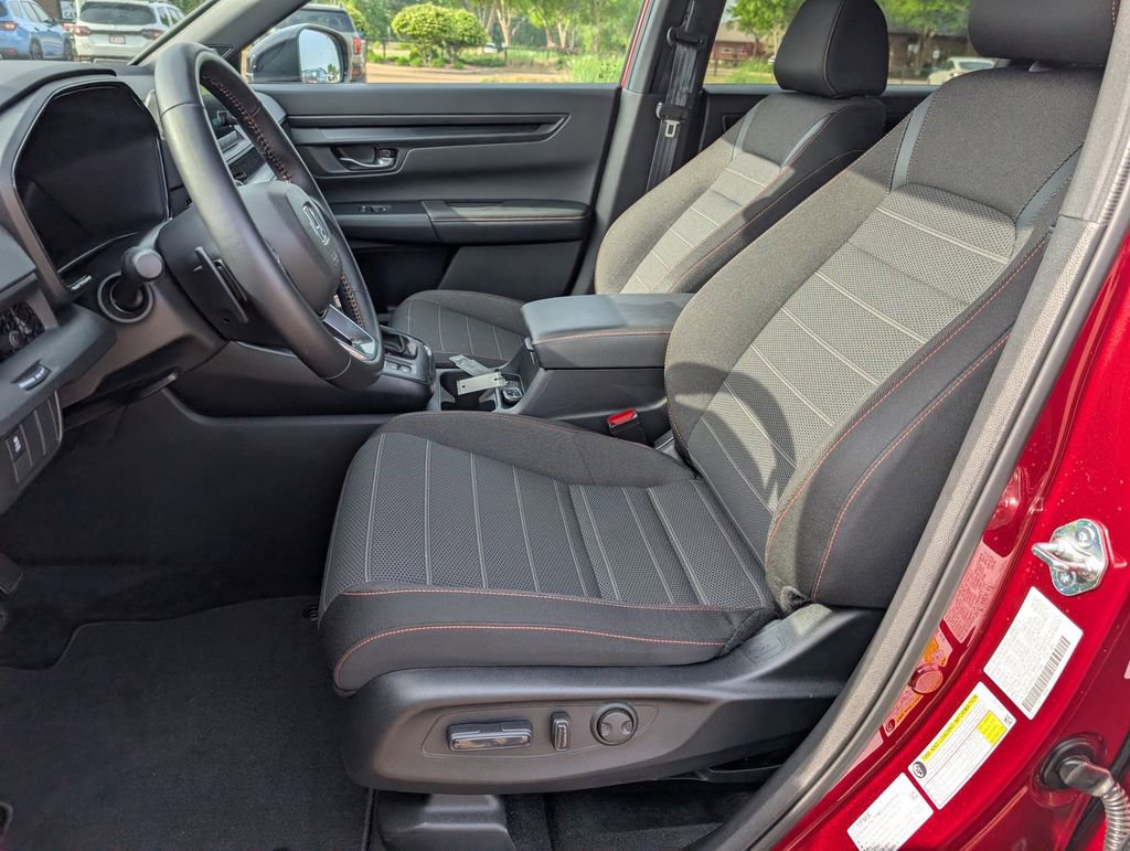 Used 2025 Honda CR-V Sport image 10