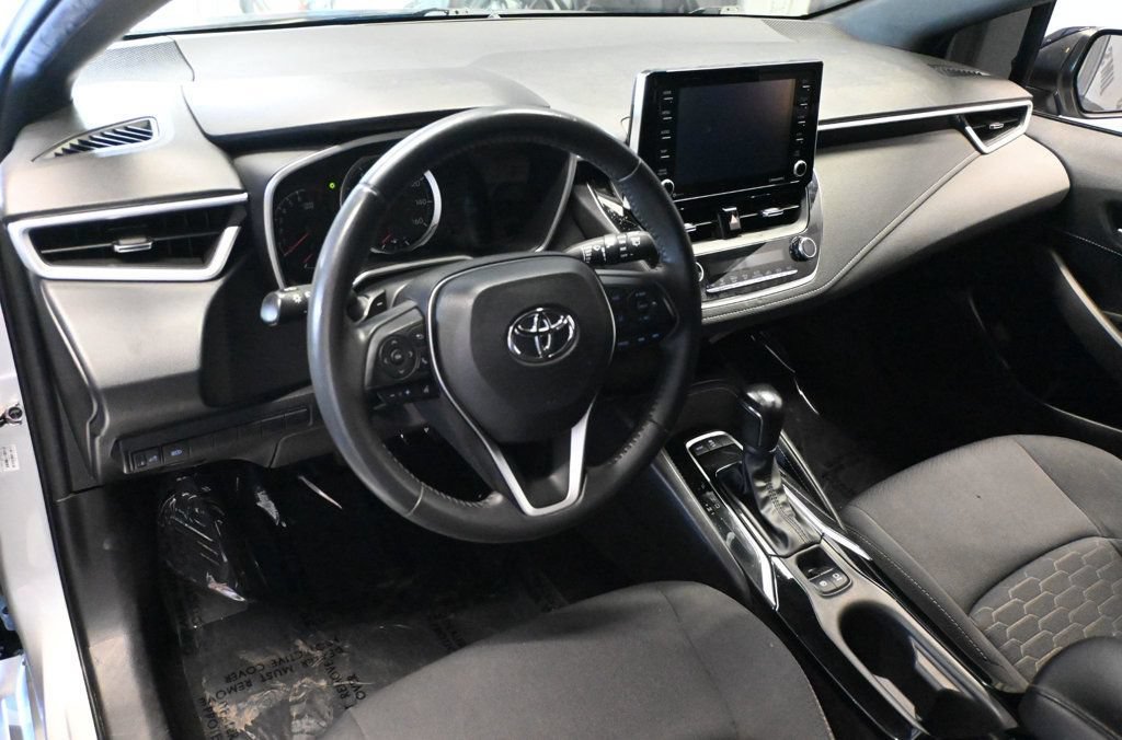 Used 2022 Toyota Corolla SE FWD image 9