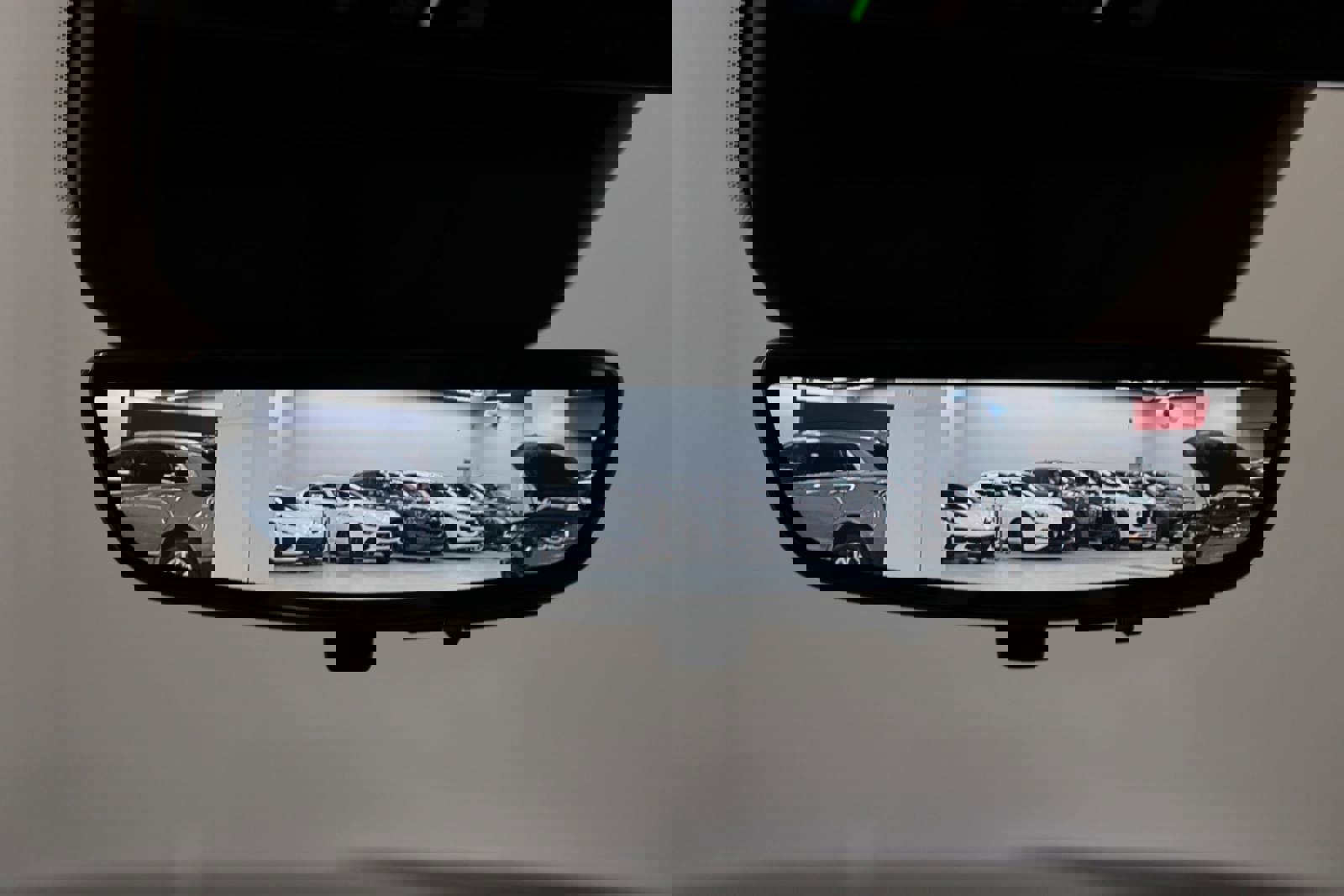 Used 2023 Cadillac Escalade Premium Luxury w/ Performance Package image 34