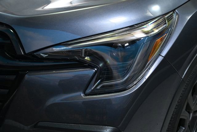 Certified 2025 Subaru Ascent Bronze Edition w/ Onyx Package image 16