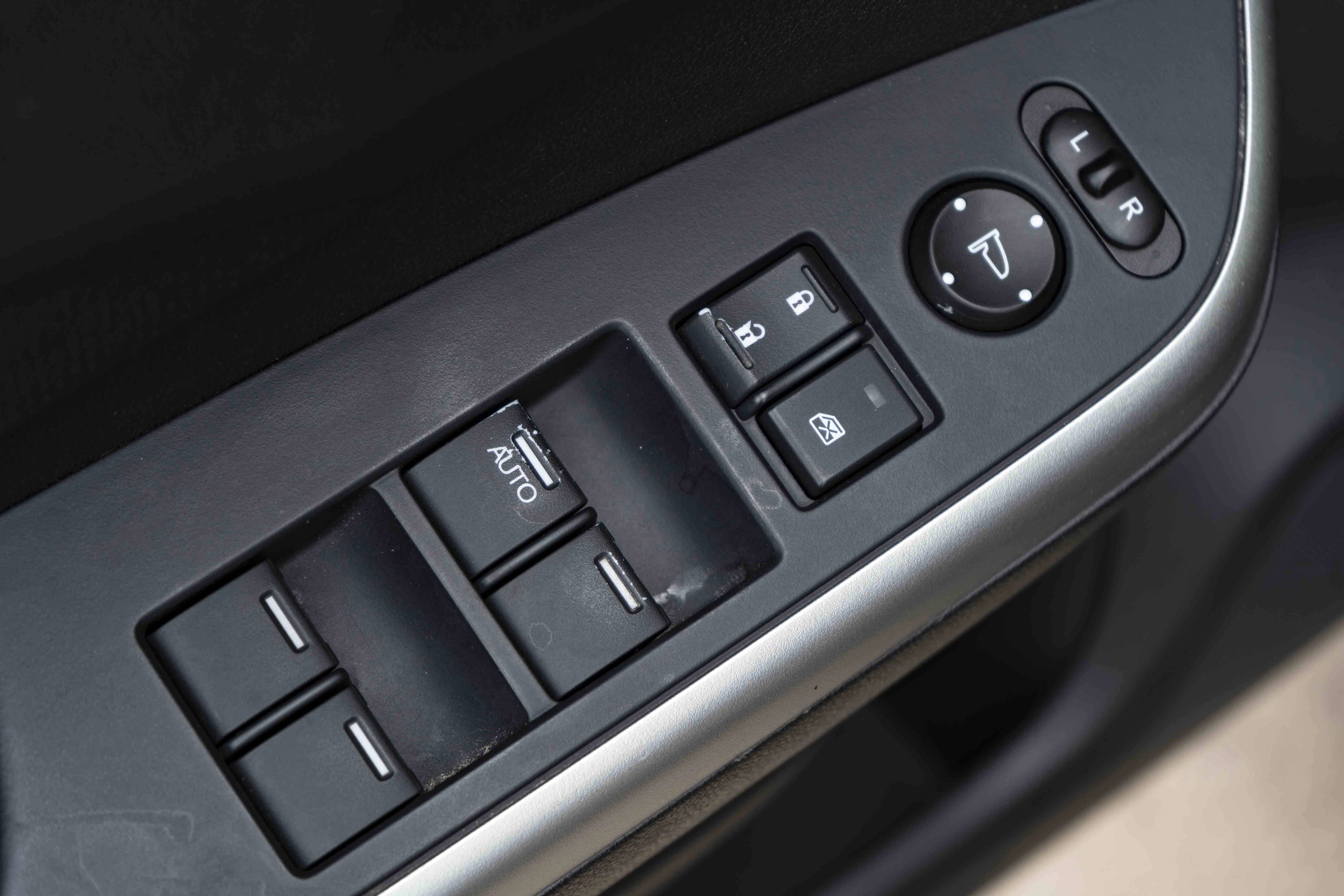 Used 2016 Honda CR-V EX-L image 38