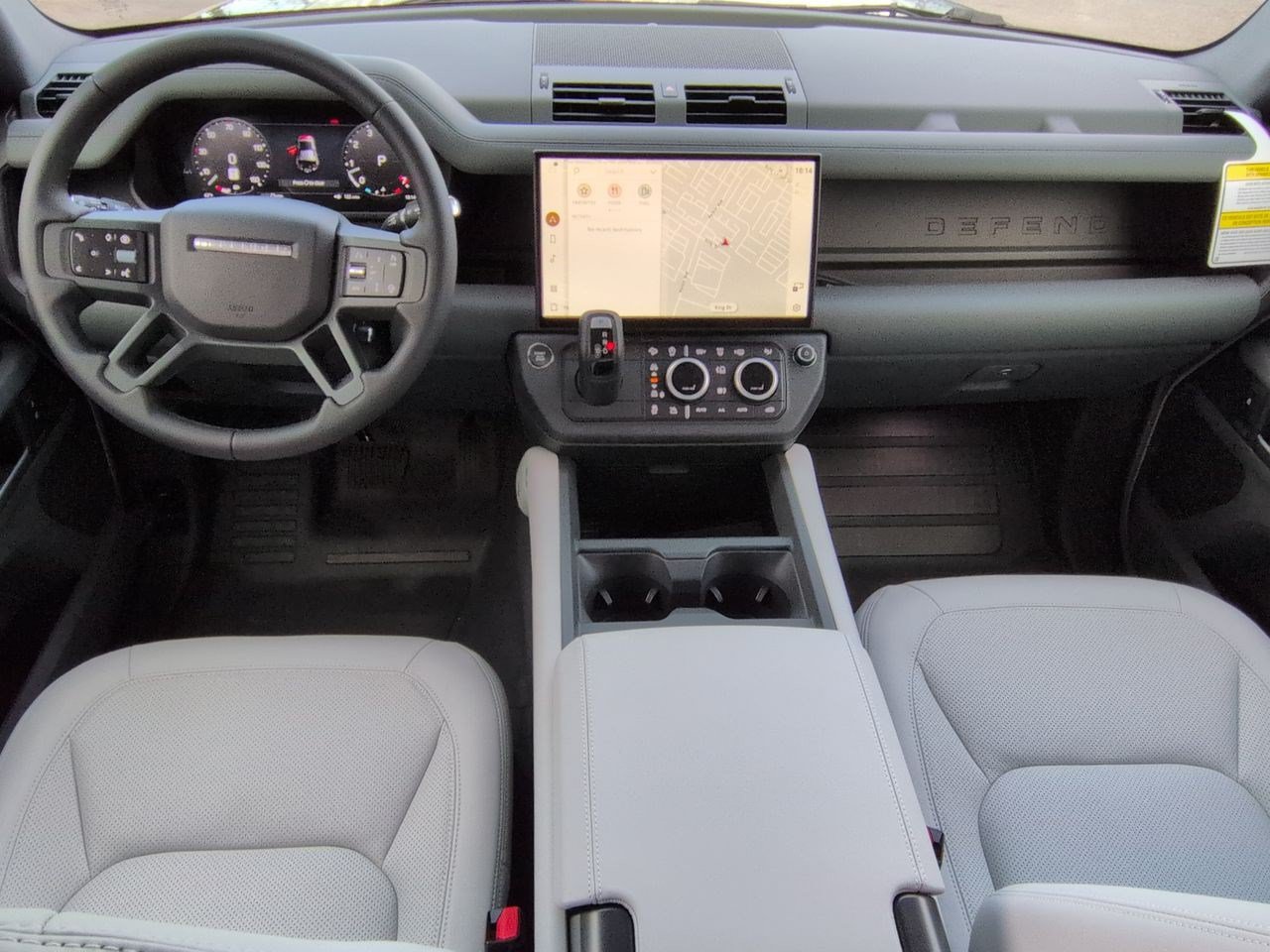 New 2026 Land Rover Defender 110 X-Dynamic SE AWD/4WD image 22
