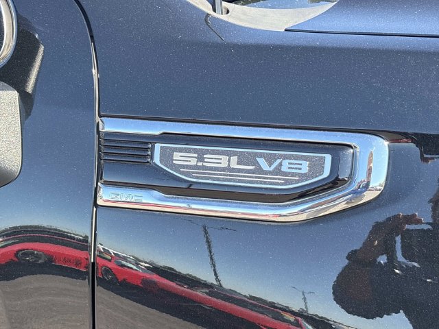 Used 2022 GMC Sierra 1500 SLT w/ SLT Premium Plus Package AWD/4WD image 10