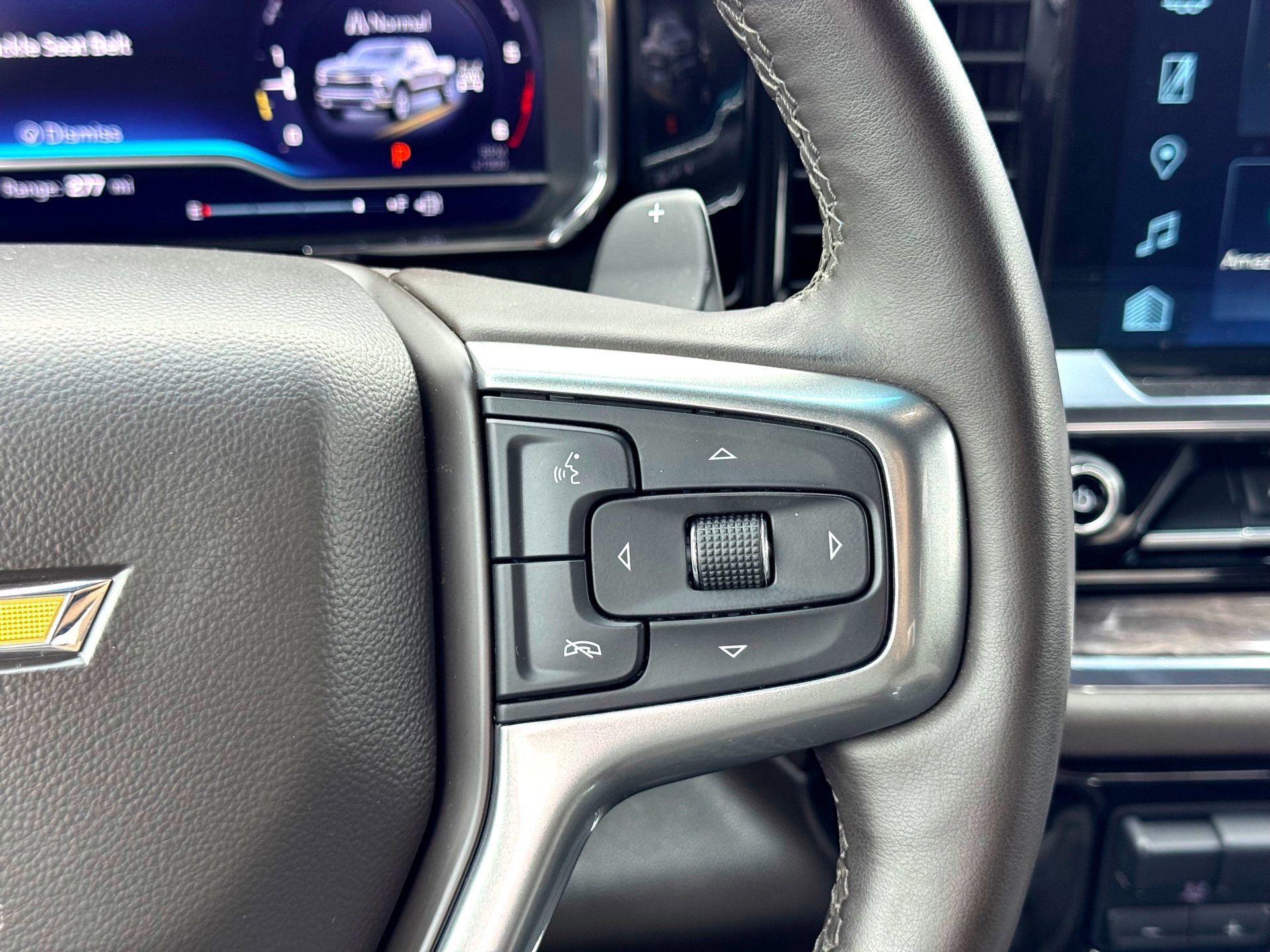 Used 2024 Chevrolet Silverado 1500 LTZ w/ Z71 Off-Road Package image 27