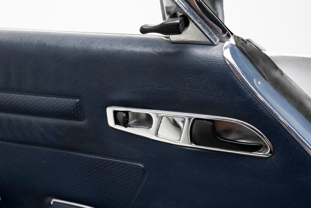 Used 1988 Mercedes-Benz 560 SL image 21