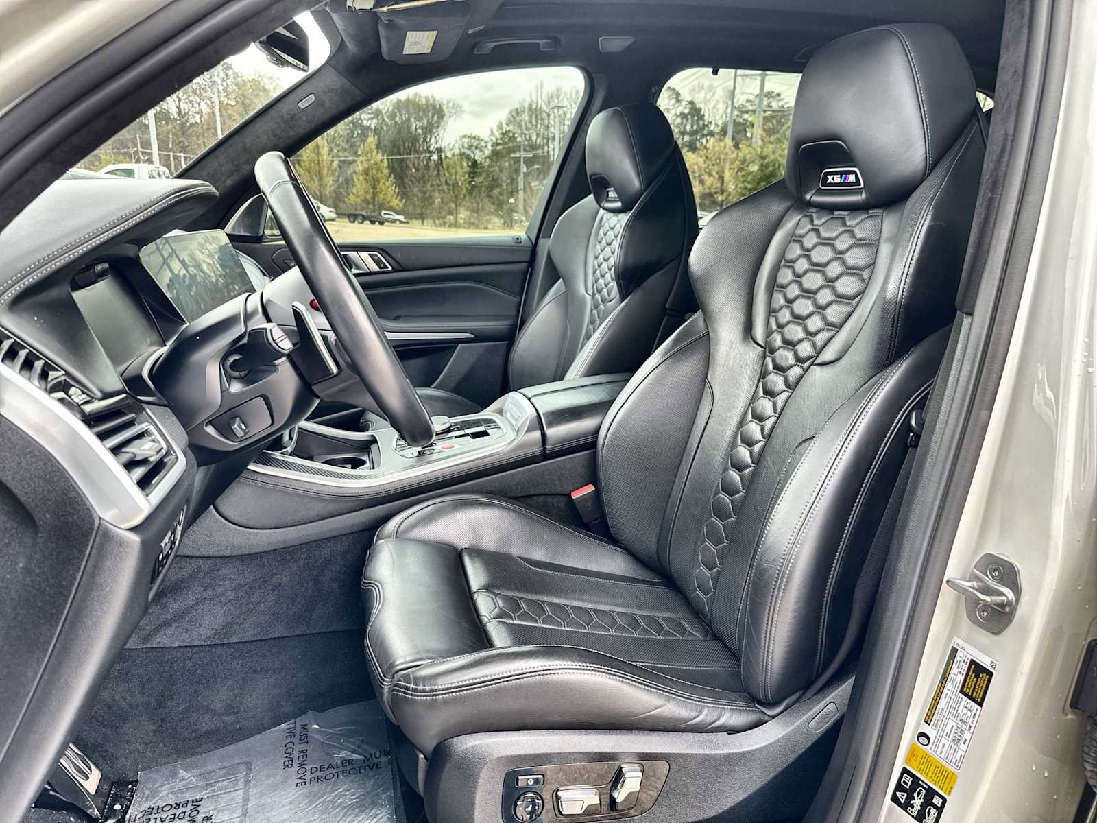 Used 2023 BMW X5 M w/ Executive Package image 3