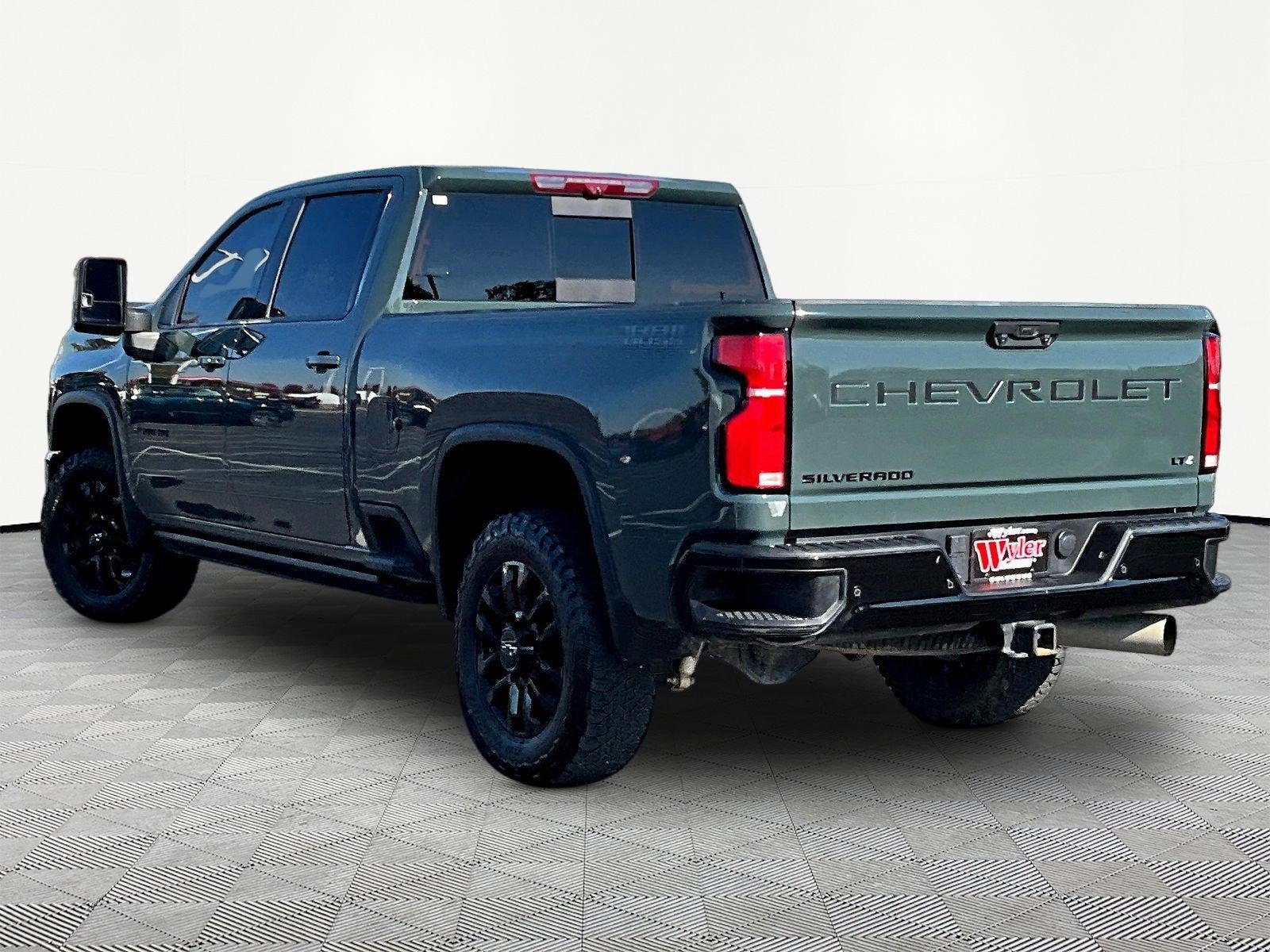 Used 2025 Chevrolet Silverado 2500 LTZ w/ Trail Boss Package AWD/4WD image 4