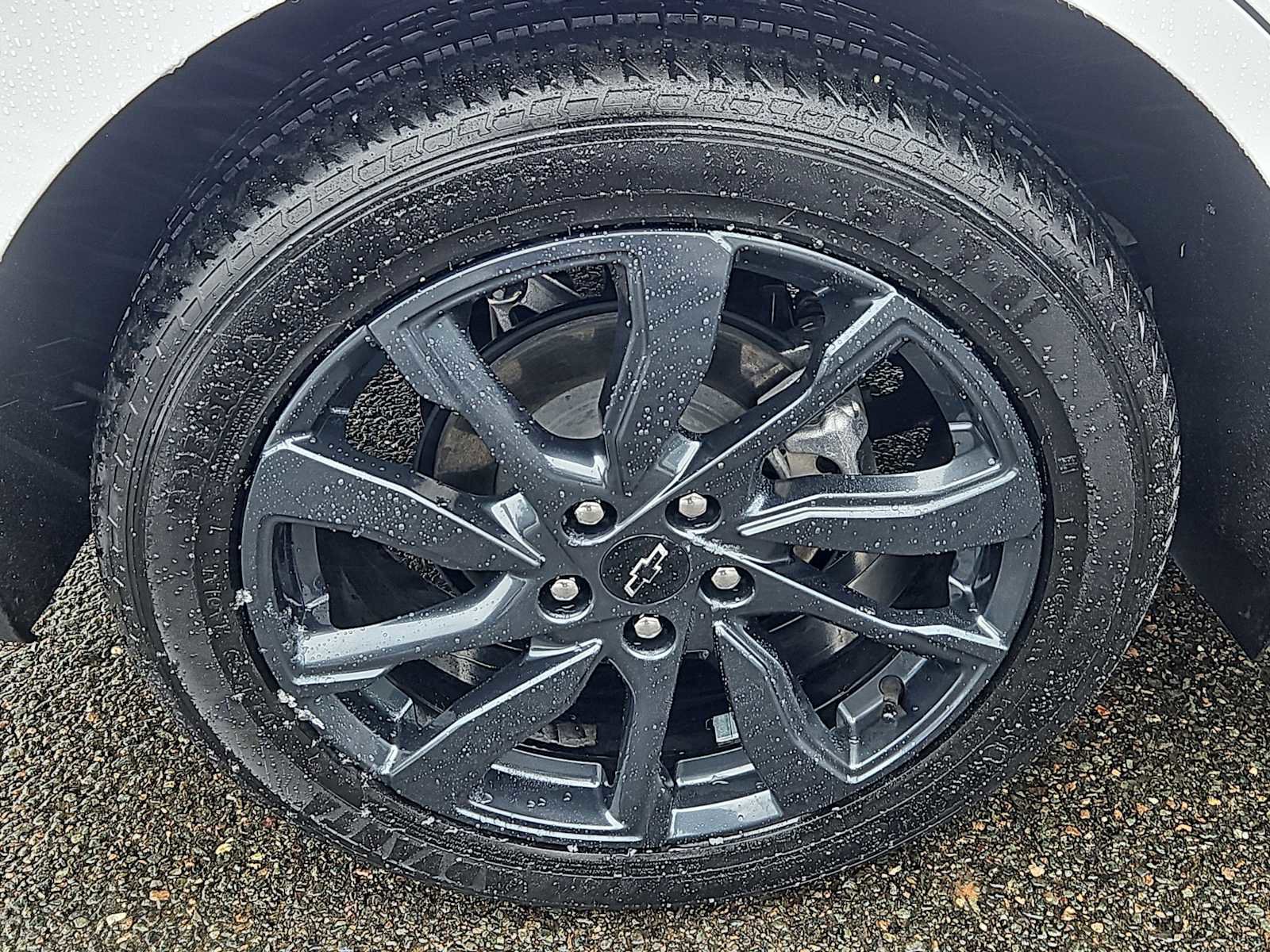 Used 2022 Chevrolet Equinox RS w/ RS Leather Package image 9